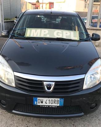 Dacia Sandero 1.4 8V GPL 75 CV 55 KW Lauréate