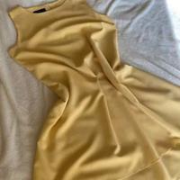 Abito giallo