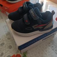 scarpe bambino misure 24 e 25 