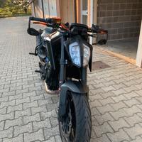 Ktm duke 890L depotenziata libretto