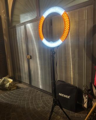 Ring light NEEWER