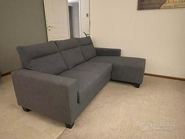 Divano Ikea 3 posti con chaise longue