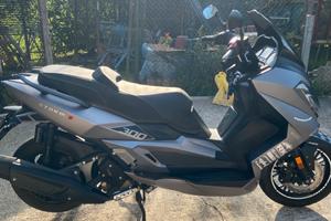 Scooter 300 wottan storm-s
