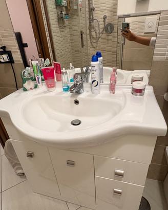 Mobile da bagno nuovo