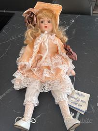 Bambola pocellana Heritage Mint collection