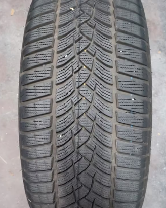 PNEUMATICI GOODYEAR ULTRAGRIP PERFORMANCE 3