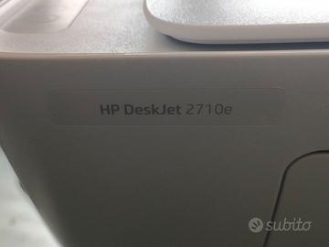 Stampante HP deskjet 2710e