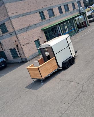 FOOD TRUCK