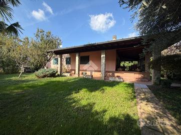 VILLA SINGOLA A PALAZZOLO SULL'OGLIO