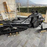 Motoslitta ski doo 850 turbo