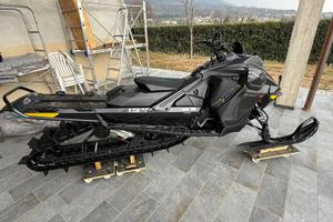 Motoslitta ski doo 850 turbo