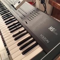 Sintetizzatore analogico vintage Solton MS5