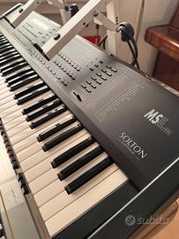 Sintetizzatore analogico vintage Solton MS5