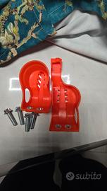 Protezioni inferiori piedini forcelle moto