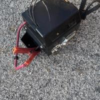 Carica batteria per auto - booster