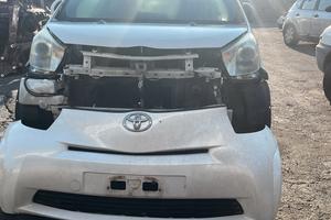 Ricambi usati di una TOYOTA IQ