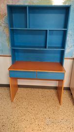 scrivania con libreria bambino/a