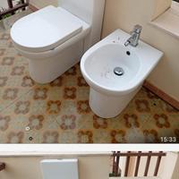 Water, bidet e colonna porta cassetta -