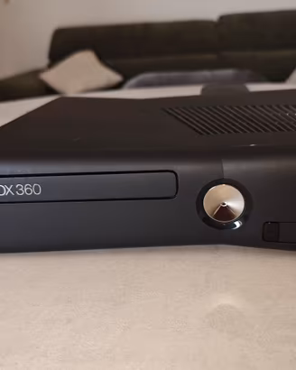 Xbox 360 slim 250 gb