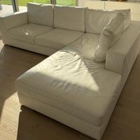 Divano in pelle bianca