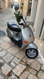 vespa et2