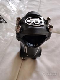 Ritchey - attacco manubrio 60mm - manubrio 720mm