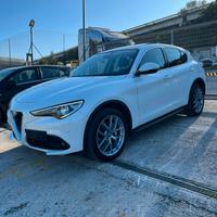 Alfa Romeo Stelvio 2.2 Turbodiesel 210 CV AT8 Q4 B