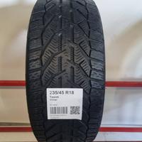 Gomme Usate Taurus 235 45 18 Guarda Catalogo