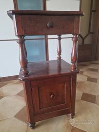 Mobiletto comodino in noce arte povera nuovo
