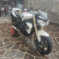 Triumph street triple 675