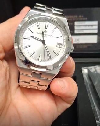 Vacheron Constantin Overseas