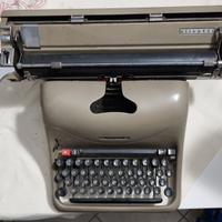 Macchina da scrivere Olivetti Lexikon 80