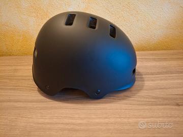 Casco Regolabile Nero Taglia M (55-58 cm)  