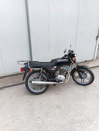 Honda CB 125 - 1981