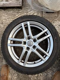 Gomme auto
