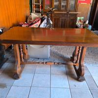 Tavolo in legno