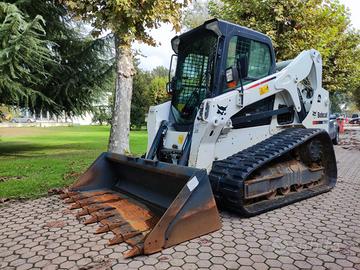 Skid loader cingolata BOBCAT T650