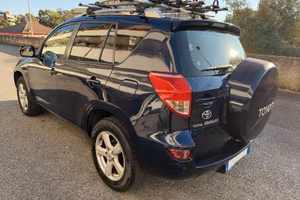 TOYOTA RAV4 2.2 D-4D 136 CV 4x4 Sol (2008)