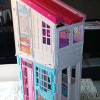 Casa di Barbie Malibu - con accessori