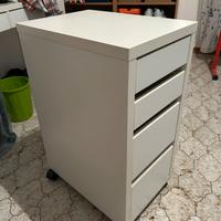 Cassettiera / Cassettiera con ruote