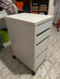 Cassettiera / Cassettiera con ruote