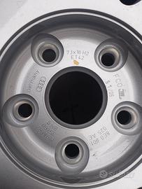 cerchi in lega da 16 pollici 