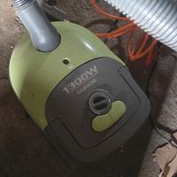 2 aspirapolvere bosch e daewoo