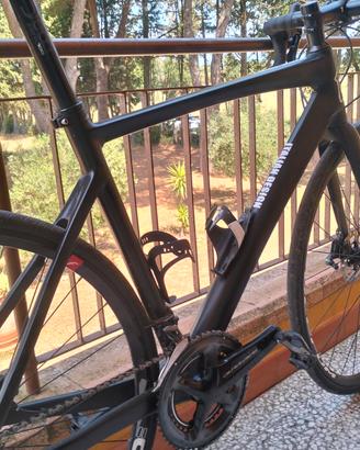 bici da corsa carbonio motore vivax invisibile 