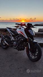 KTM DUKE 390 - 2023 - 9600 KM