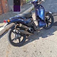 Aprilia Scarabeo 50 street