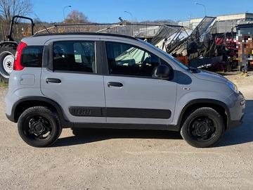 FIAT PANDA 4X4 AUTOVETTURA KM 54627 ANNO