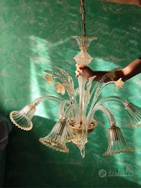 Lampadario a sei luci in vetro di murano
