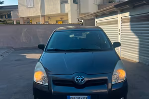 Toyota Corolla Verso 2.2 16V D-4D DPF Sol 1 PROPRE