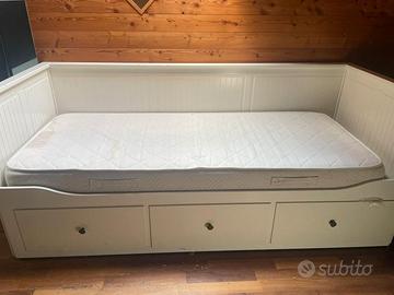 Letto-divano come nuovo 